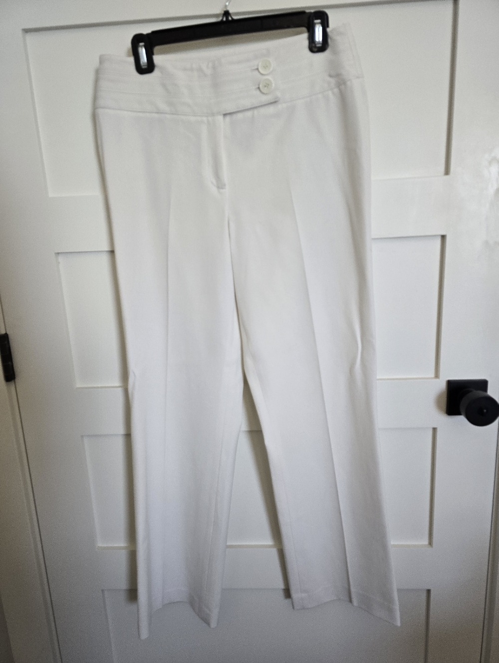 INSIGHT Brand Size 8 Boutique Quality Dress Pants. Off-White. EUC.